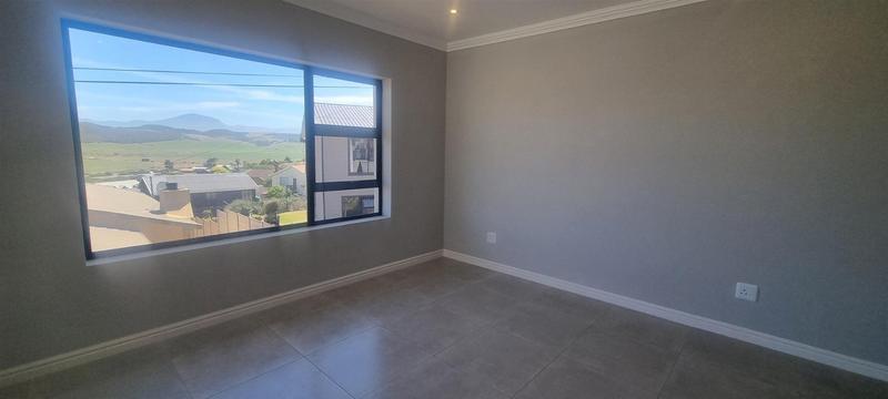 3 Bedroom Property for Sale in Fraaiuitsig Western Cape